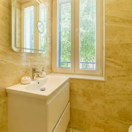 Dalmat Blue Apartman *
