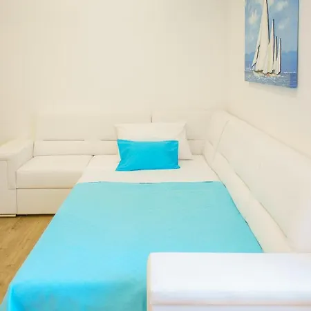 Dalmat Blue Apartment *