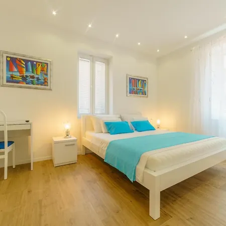 Apartment Dalmat Blue
