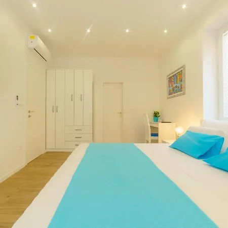 アパート Dalmat Blue