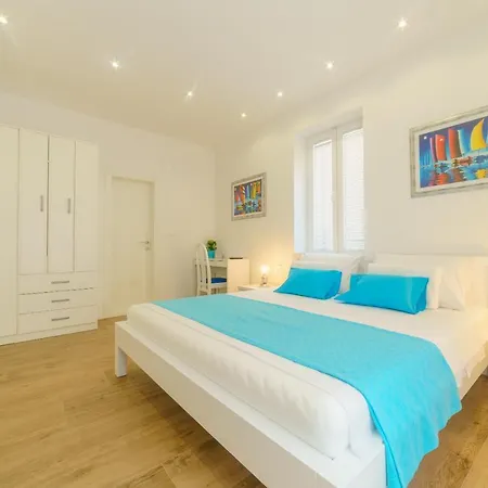 Dalmat Blue スプリト